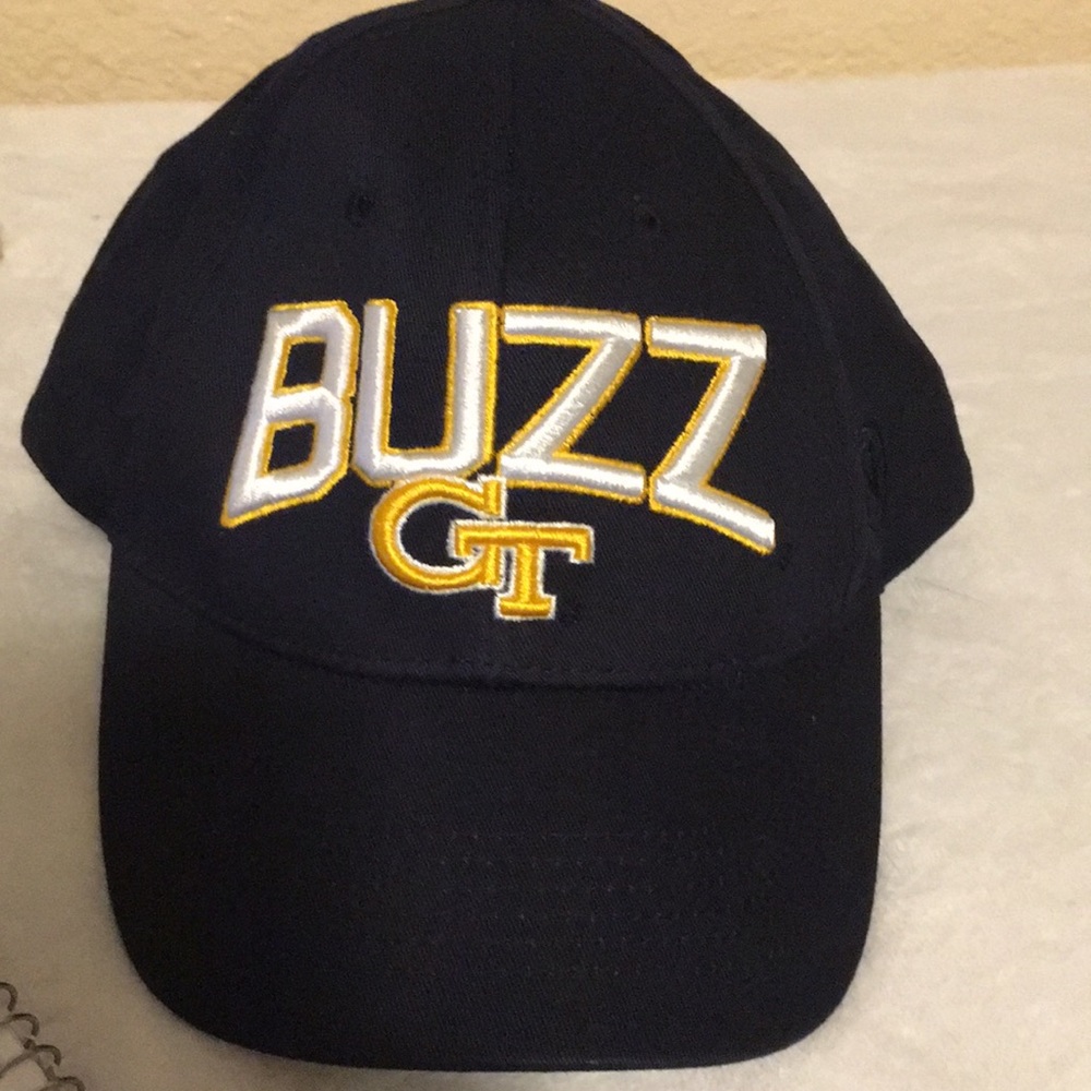 Top of the World NWT Buzz Georgia Tech adjustable snap back ball cap
